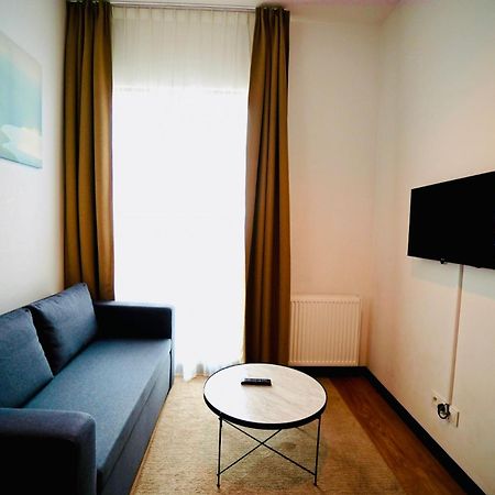 Bk Aparthotel Praga - National Stadium - Comfortable Apartment For 4 People Warschau Exterior foto